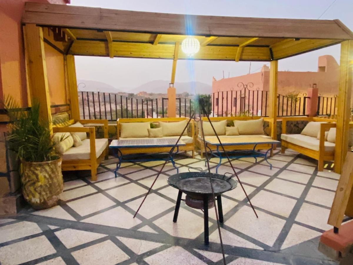 Hotel La Renaissance Tata Ngoại thất bức ảnh