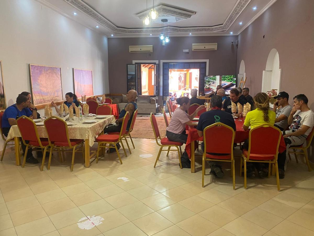 Hotel La Renaissance Tata Ngoại thất bức ảnh