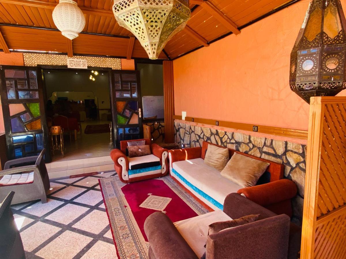 Hotel La Renaissance Tata Ngoại thất bức ảnh